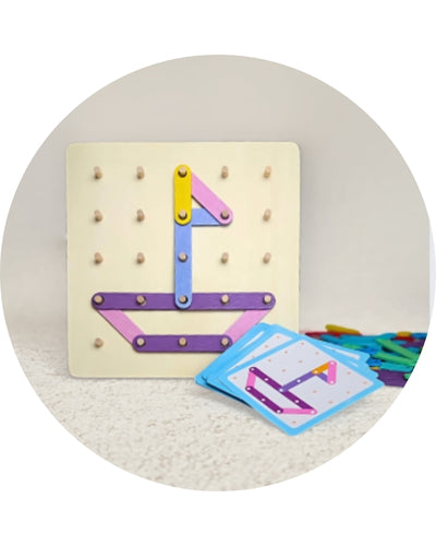 Jeu Montessori 3 ans et plus - Puzzle casse tête - Planche à chevilles pour les tout-petits