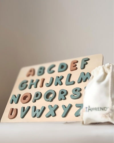 Puzzle alphabet en bois