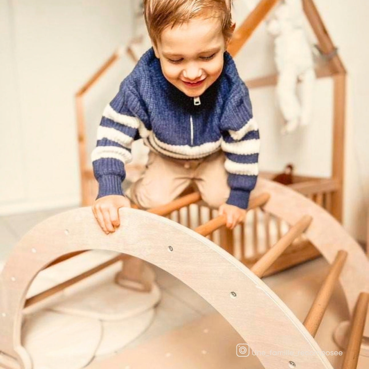 Arche d'escalade Montessori en bois bébés et enfants de 0 - 6 ans | Aire de jeux d'Intérieur